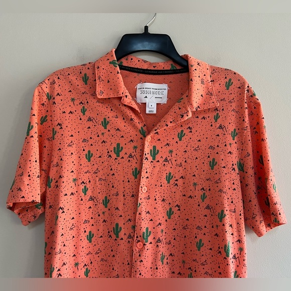 Adidas Adicross Golf Desert Button Up Short Sleeve Shirt in Coral Fusion, size S - Picture 4 of 11